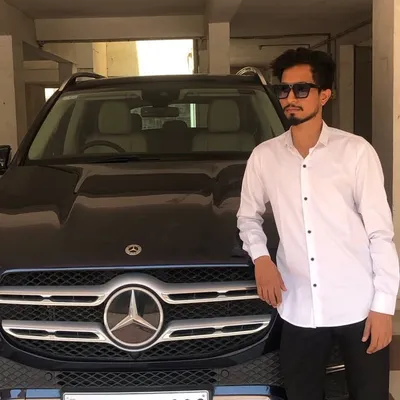 Virendraa R Kamble ( VR'k ) profile