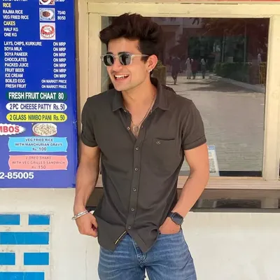 Abhi profile