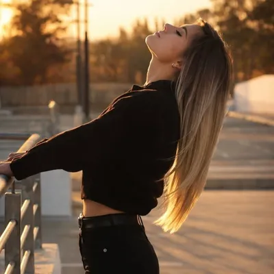 Dominique profile