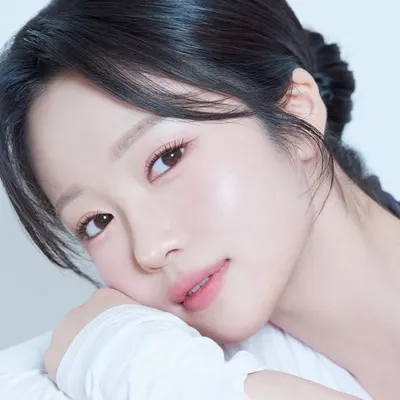 YOUIS 유이즈 profile