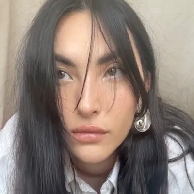 Yumi Nu profile