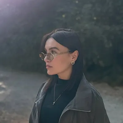 Anna Hawk profile