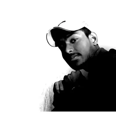 Ω ₫ ΩӣֆΩԻأ....🔵 profile