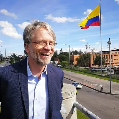 Antanas Mockus profile