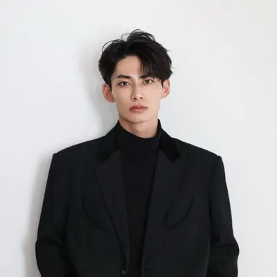 須和田 亜門 profile