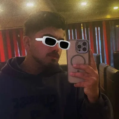 HACKED ACCOUNT BY SOMEONE SO DONT TEXT ME profile