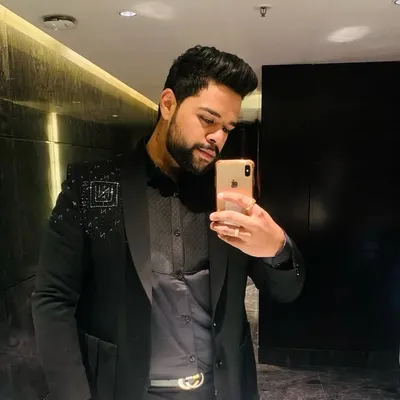 Aabhishek Nimbalkar | Celebrity & Bridal Makeup artist