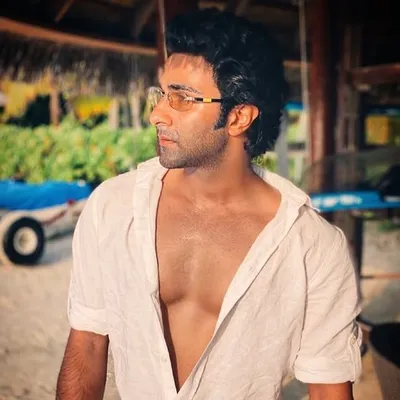 Aadar Jain profile