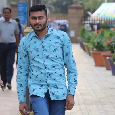 Aafrid Malek profile