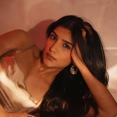 Aaira Vij (Deesha Manwani) profile