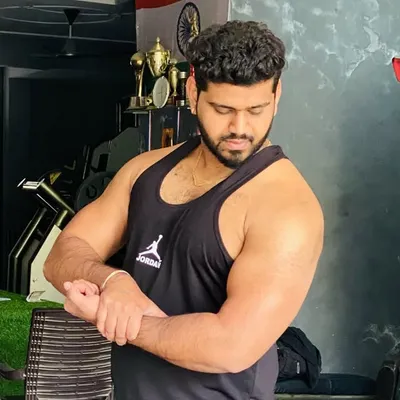 Aakash Yadav ♥️ profile