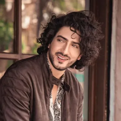 Aakees Khan profile