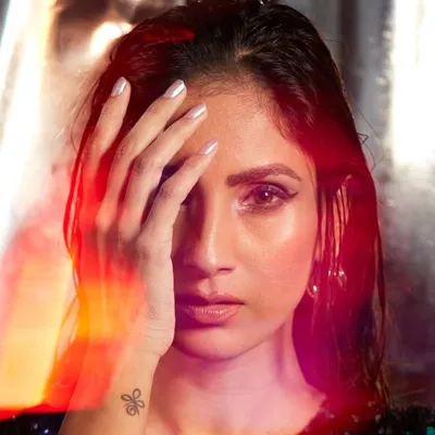 Aakshi Khari profile