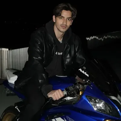 Aamir Hamza profile