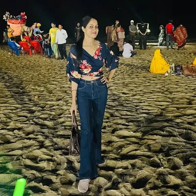 Dr Aanchal naik profile