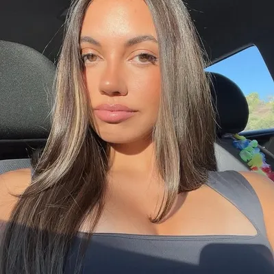 Andrea profile