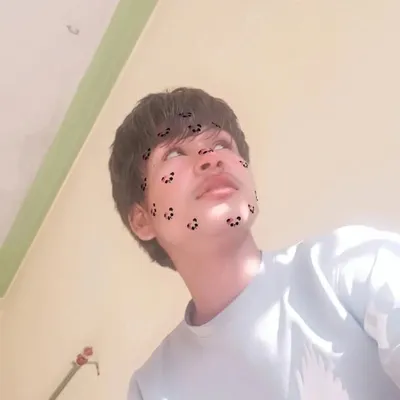 ᗩᗩᖇᗩᐯ____004 profile