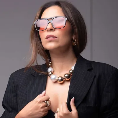 Ariane Ferrari | maternidade e negócios profile