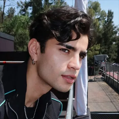 Aaron Mercurio profile