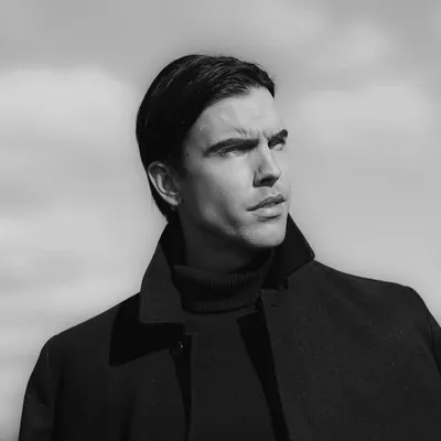 Aaron Waters profile