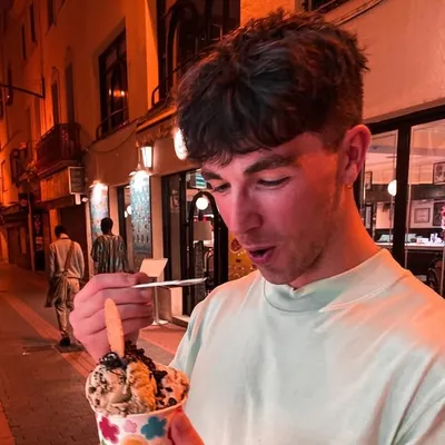 Aaron Neary profile