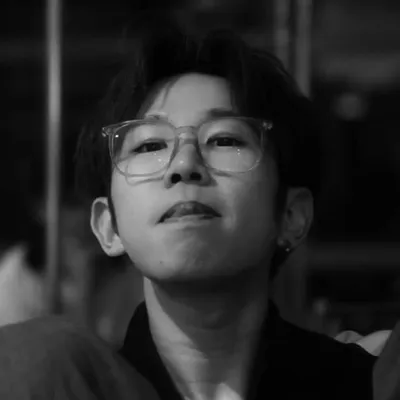 Aaron Ho 何奇崙 profile