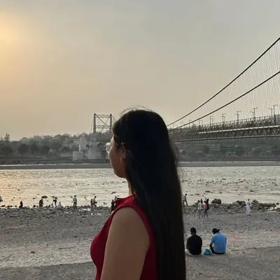 Aarti profile