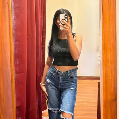 Aarya🍷 profile