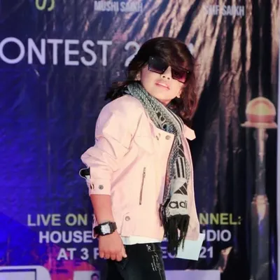Aash_Rana_ profile