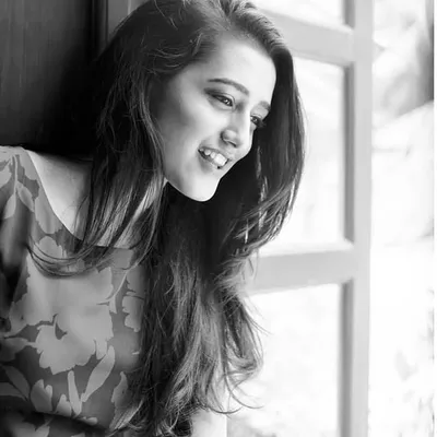 aashi adani profile