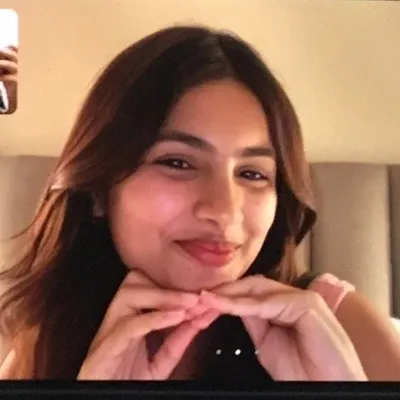 aashna_.paradise||shania profile