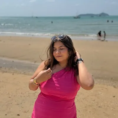 Aashna Mahesh Bathija🧿 profile