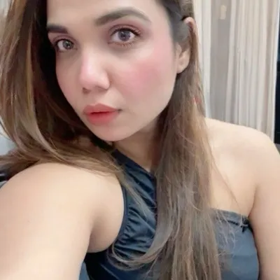 Aashruti Jain 🧿 profile