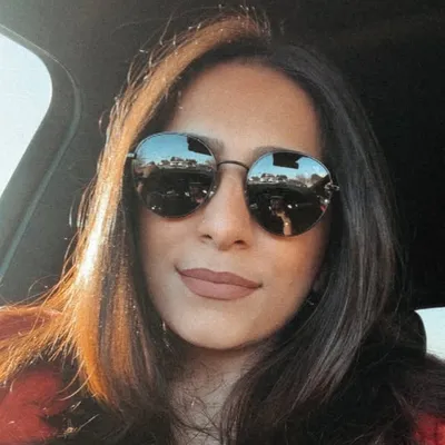 Aasima Rozani 🤎 profile
