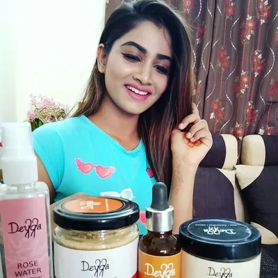 Aayushi Shah profile