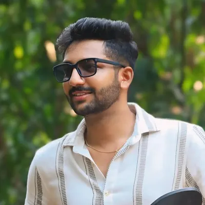 Abhishek V Salian profile