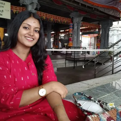 அ ப ர் ணா 🤍 ~ profile