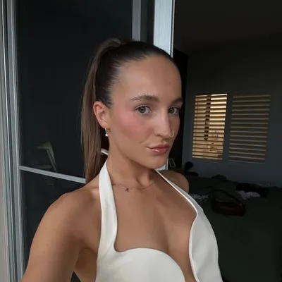 Abbey Creagh profile
