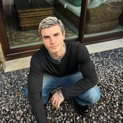 A B E <3 profile