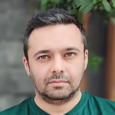 عابد تومانی profile