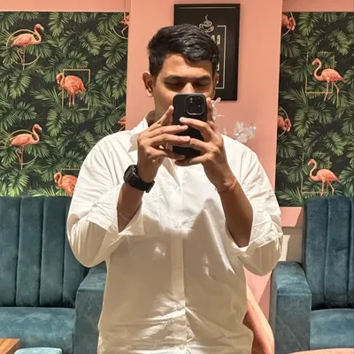 || अभय गोलेकर || profile