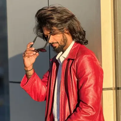 Abhi ๐ profile