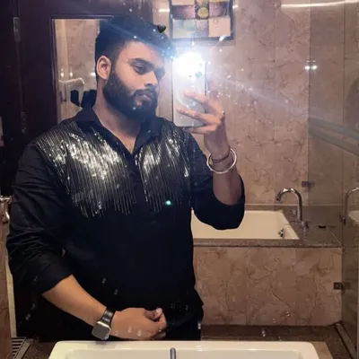 Abhinav profile