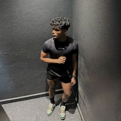 Abhi profile