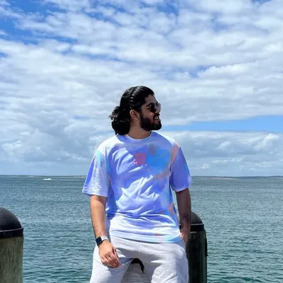 Abhik Ahuja profile