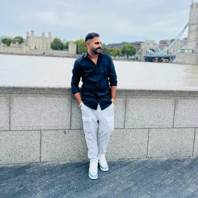 Abhishek Kashyap profile