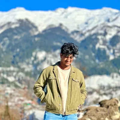 Abhishek Ommi profile
