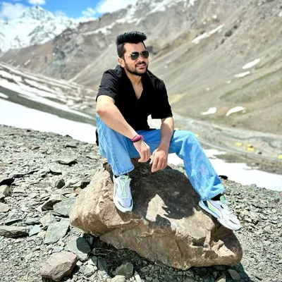 Abhishek Thakur Aengaari's profile