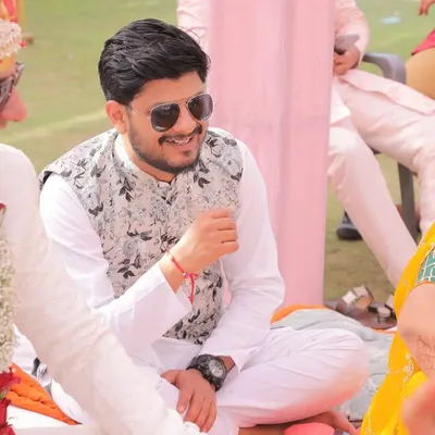 Abhishek Tiwari profile