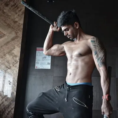 Abhishek Yennam profile